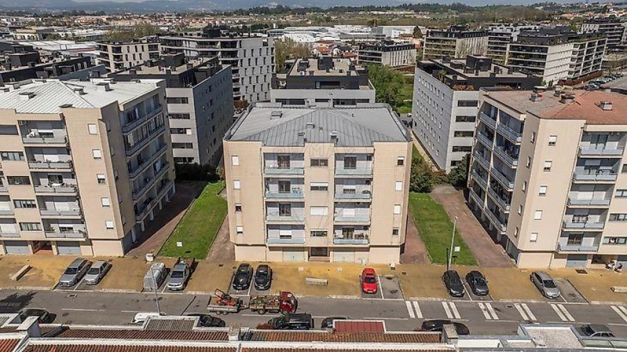 Apartamento T3 para Venda em Braga (Maximinos, Sé e Cividade) Foto 5