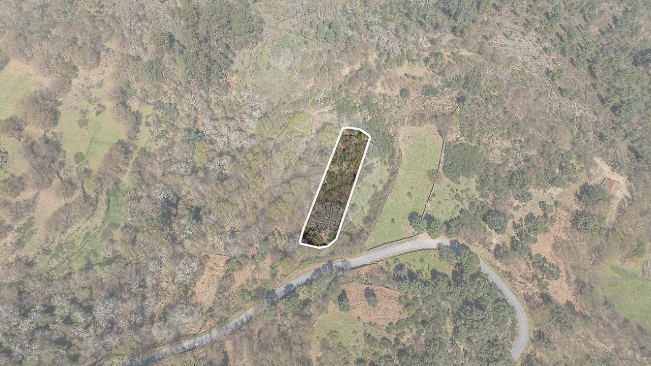 Moradia T5 para Venda em Salto Foto 48