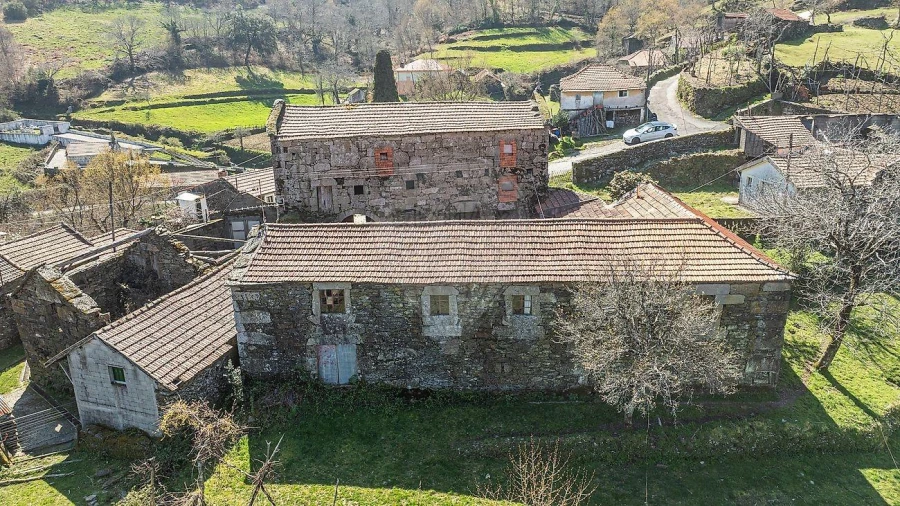 Moradia T5 para Venda em Salto Foto 11