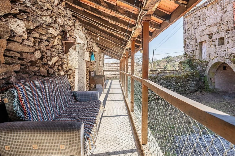 Moradia T5 para Venda em Salto Foto 35