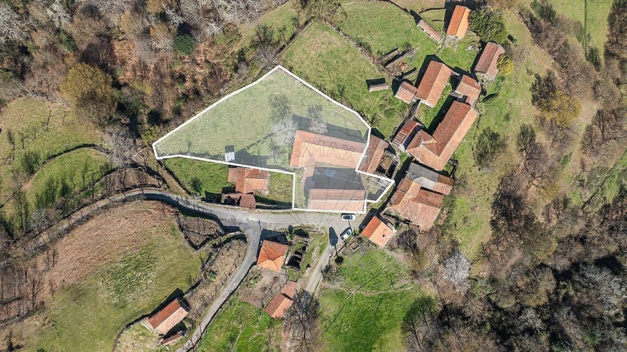 Moradia T5 para Venda em Salto Foto 41