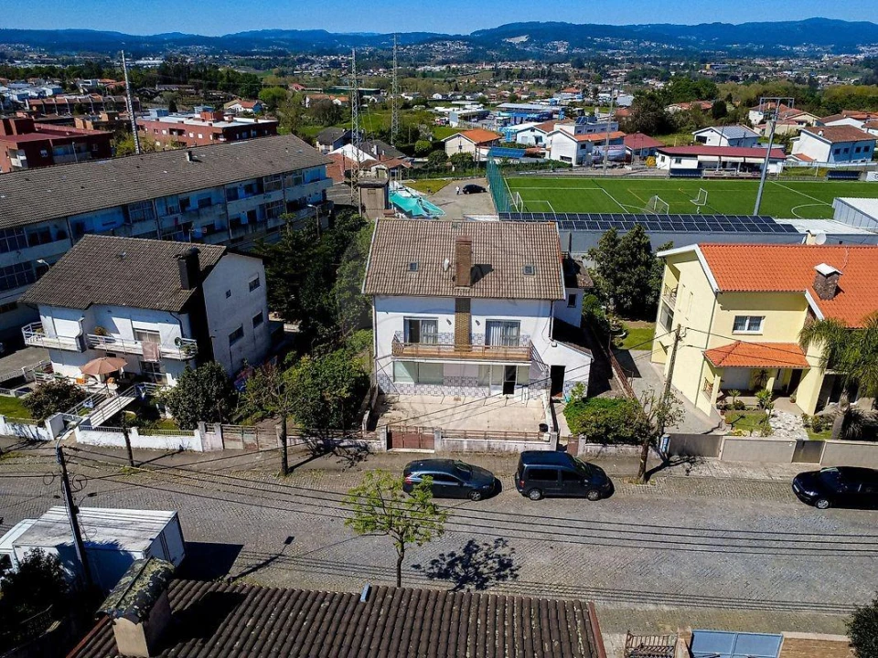 Moradia T4 para Venda em Palmeira Foto 32