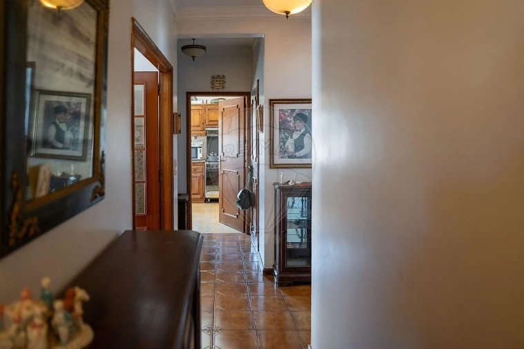 Moradia T4 para Venda em Palmeira Foto 30