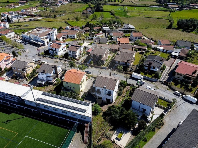 Moradia T4 para Venda em Palmeira Foto 36