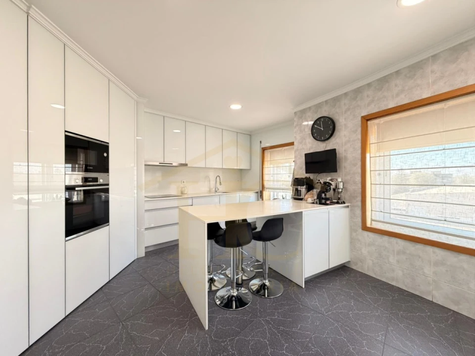 Apartamento T3 para Venda em Póvoa de Varzim, Beiriz e Argivai Foto 11