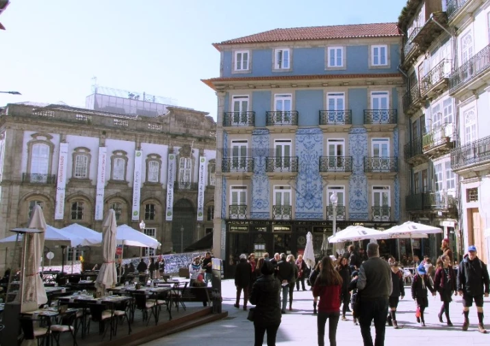 Loja para Arrendamento em Cedofeita, Santo Ildefonso, Sé, Miragaia, São Nicolau e Vitória Foto 2
