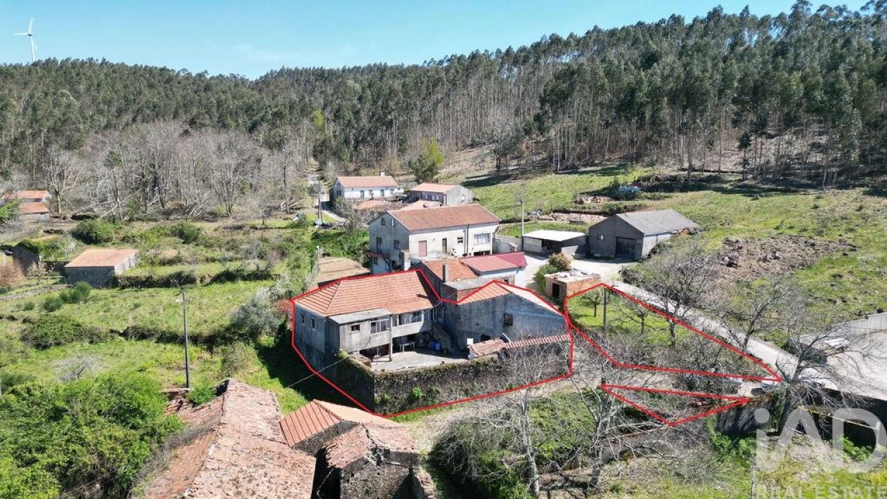 Moradia T3 para Venda em Espinhal Foto 1