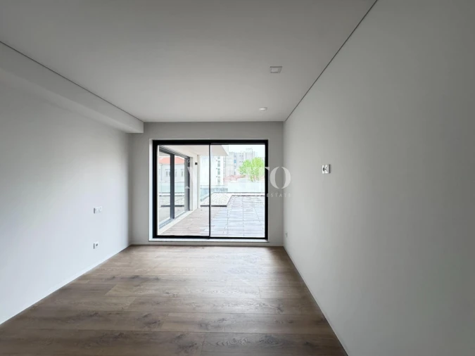 Apartamento T3 para Arrendamento em Barcelos, V.Boa, V.Frescainha Foto 9