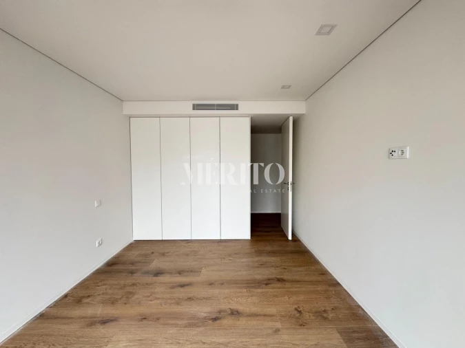 Apartamento T3 para Arrendamento em Barcelos, V.Boa, V.Frescainha Foto 10