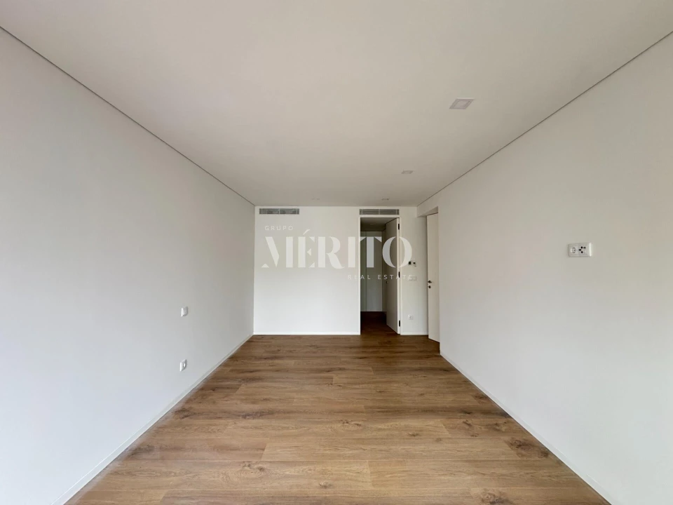 Apartamento T3 para Arrendamento em Barcelos, V.Boa, V.Frescainha Foto 14