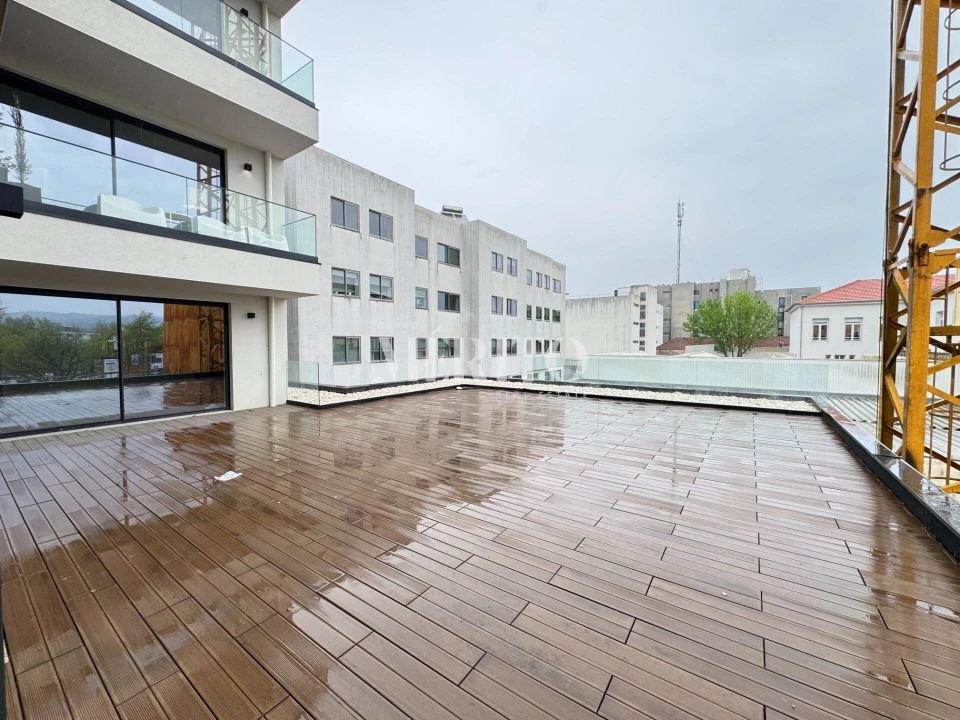 Apartamento T3 para Arrendamento em Barcelos, V.Boa, V.Frescainha Foto 17