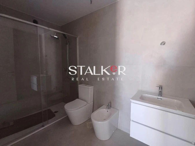 Apartamento T1 para Venda em São Felix da Marinha Foto 1