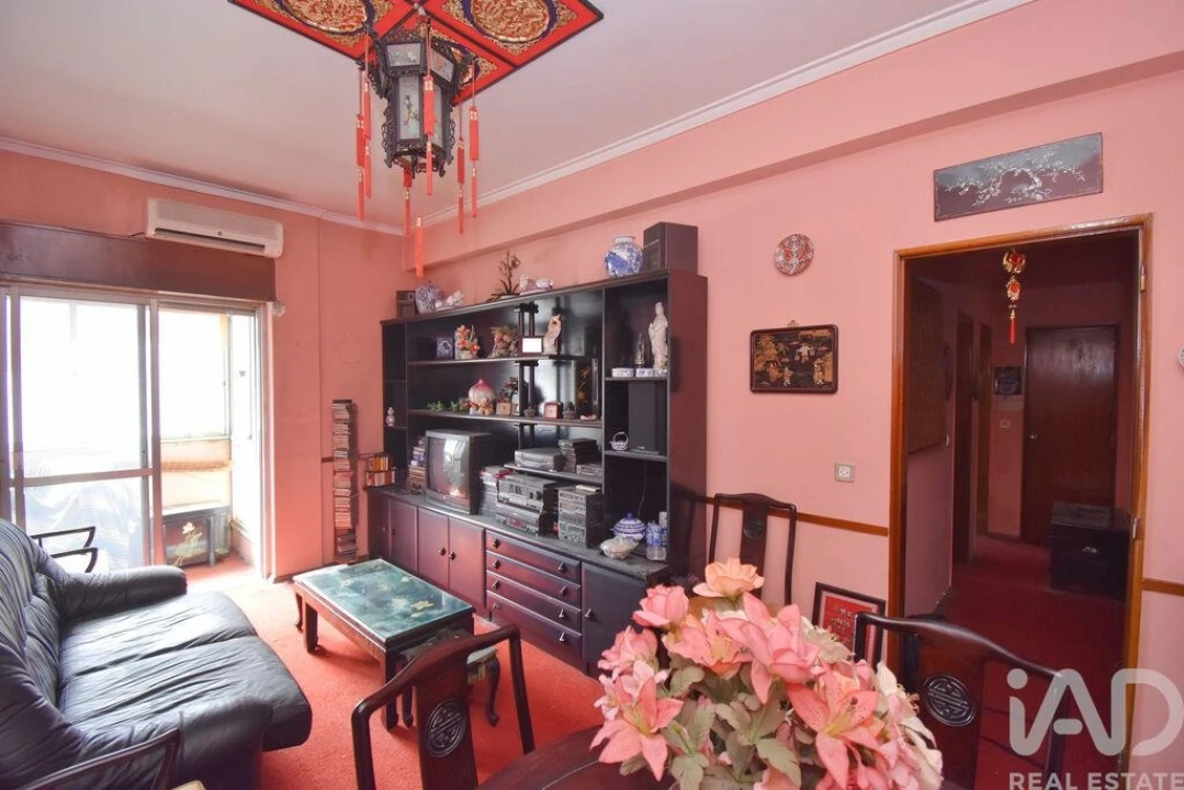 Apartamento T1 para Venda em Benfica Foto 16