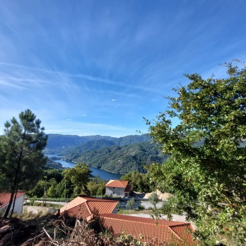 Terreno para Venda em Louredo Foto 14