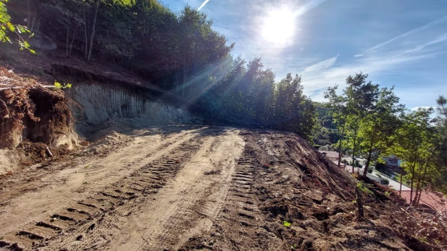 Terreno para Venda em Louredo