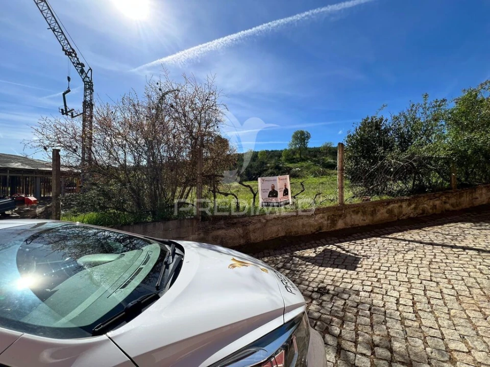 Terreno para Venda em Carvalhais Foto 4