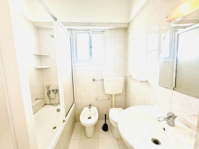 Apartamento T2 para Venda em Almada, Cova da Piedade, Pragal e Cacilhas Foto 4