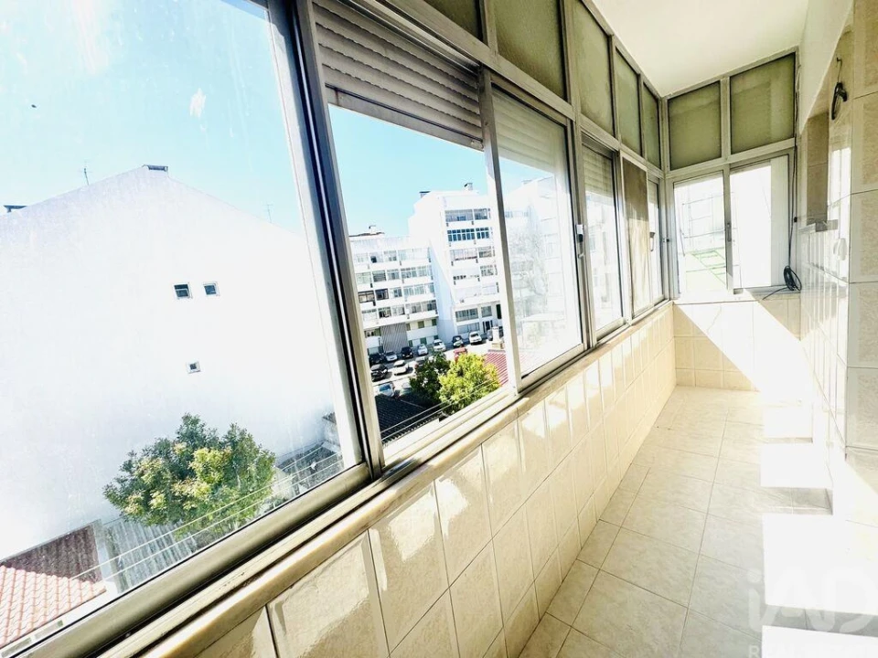 Apartamento T2 para Venda em Almada, Cova da Piedade, Pragal e Cacilhas Foto 8