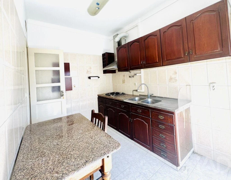 Apartamento T2 para Venda em Almada, Cova da Piedade, Pragal e Cacilhas Foto 7