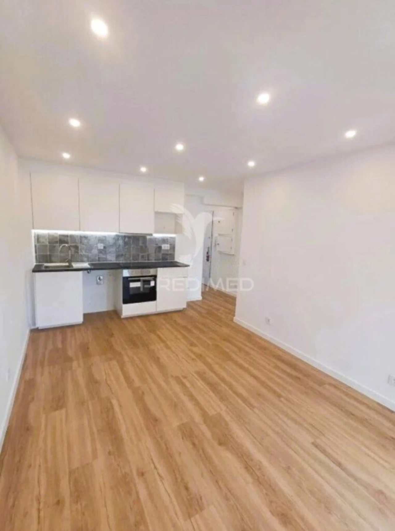 Apartamento T2 para Venda em Odivelas Foto 3