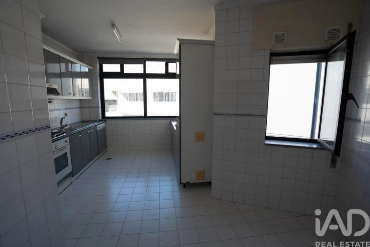 Apartamento T2 para Venda em Pena, Quintã e Vila Cova Foto 7