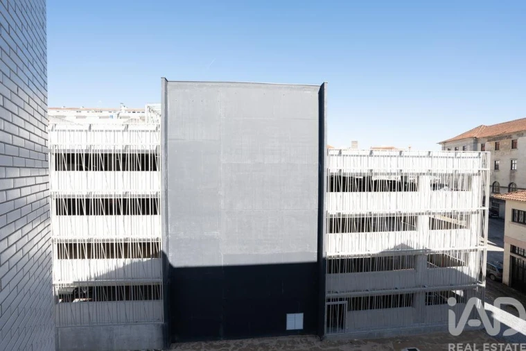 Apartamento T2 para Venda em Pena, Quintã e Vila Cova Foto 16