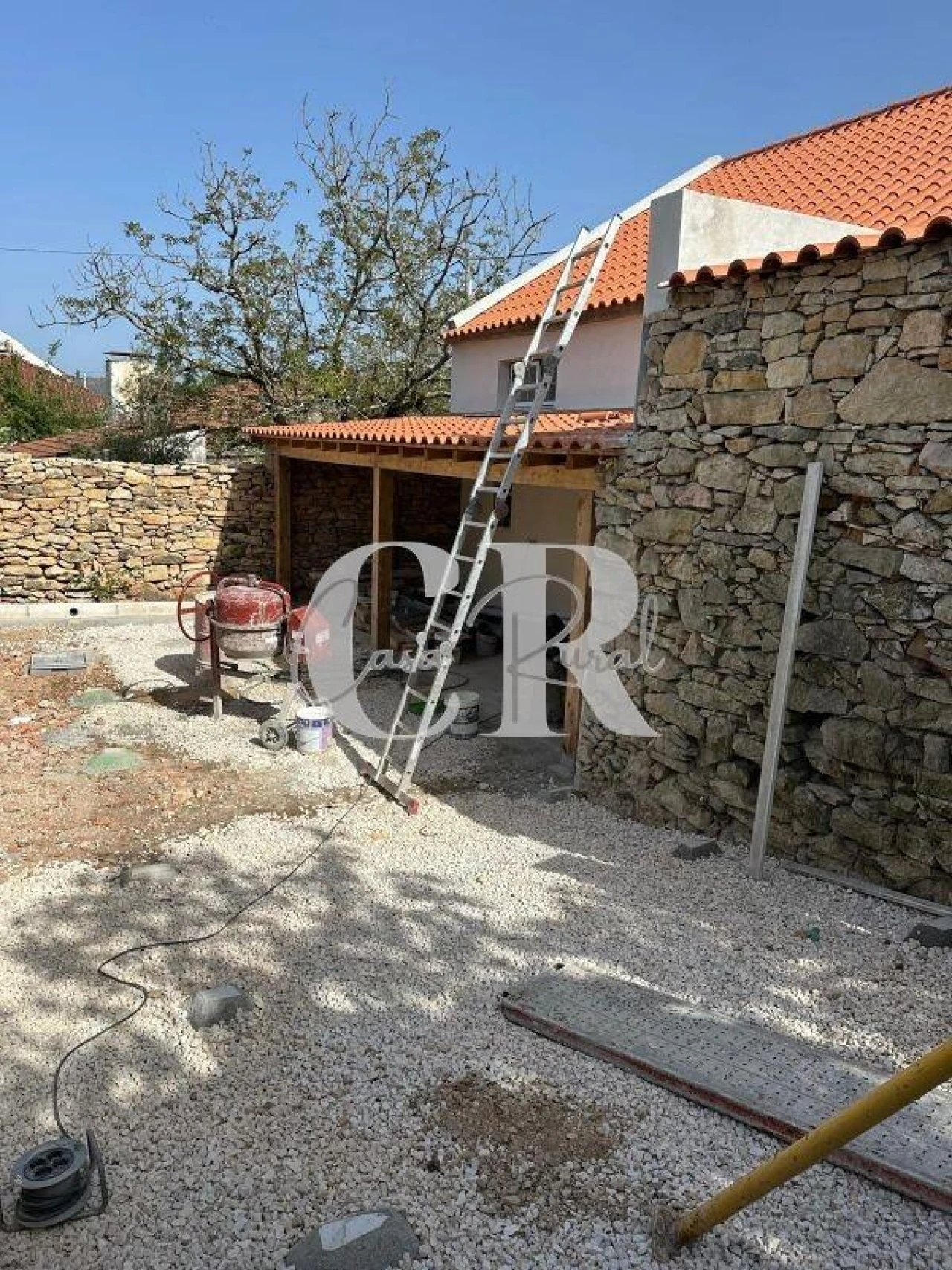 Moradia T2 para Venda em Nossa Senhora do Pranto Foto 9