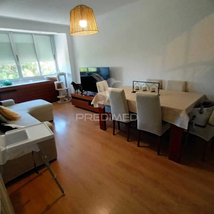 Apartamento T2 para Venda em Laranjeiro e Feijó Foto 8