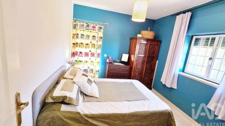 Moradia T6 para Venda em Usseira Foto 24