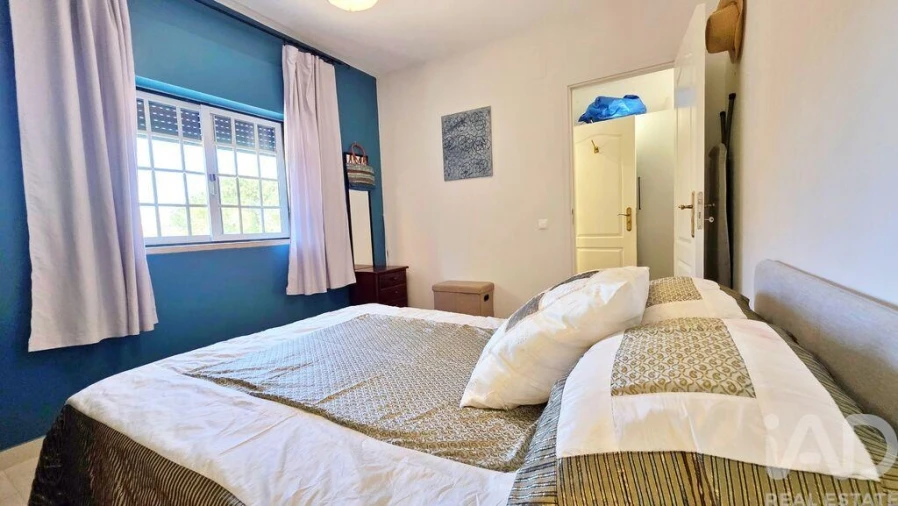 Moradia T6 para Venda em Usseira Foto 22