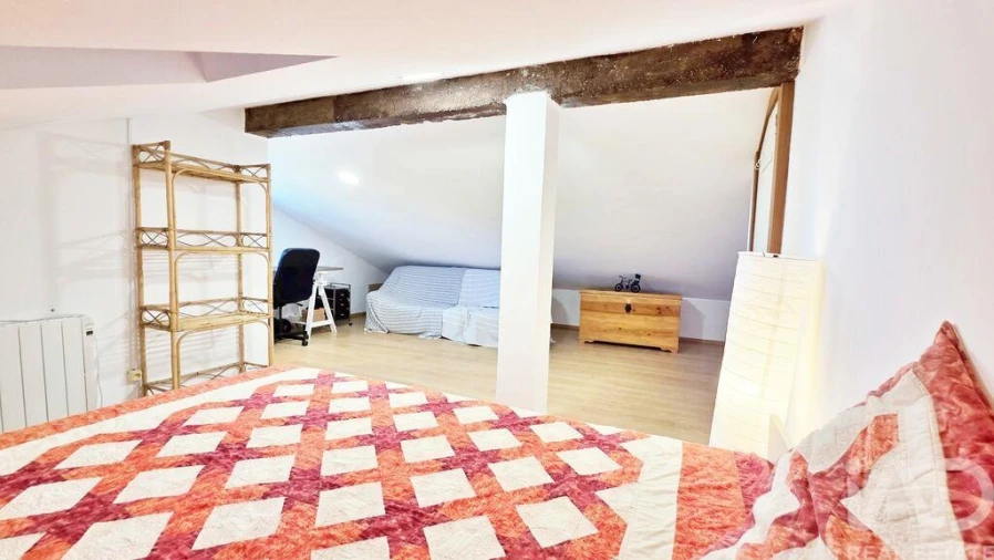 Moradia T6 para Venda em Usseira Foto 26