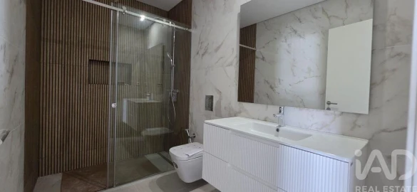 Apartamento para Venda em Quarteira