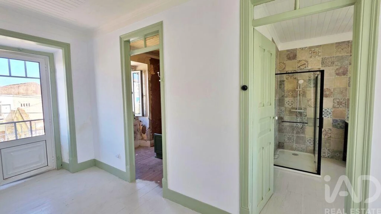 Moradia T4 para Venda em Vermelha Foto 24