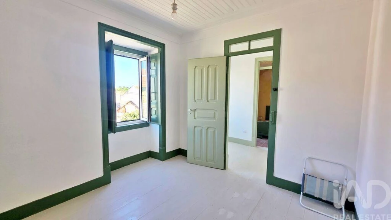 Moradia T4 para Venda em Vermelha Foto 25