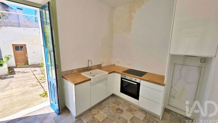 Moradia T4 para Venda em Vermelha Foto 11