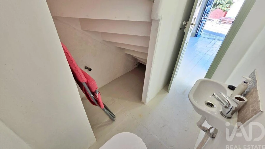 Moradia T4 para Venda em Vermelha Foto 15