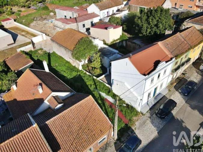 Moradia T4 para Venda em Vermelha Foto 2