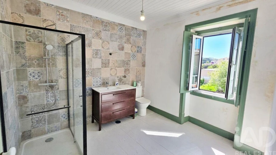 Moradia T4 para Venda em Vermelha Foto 17