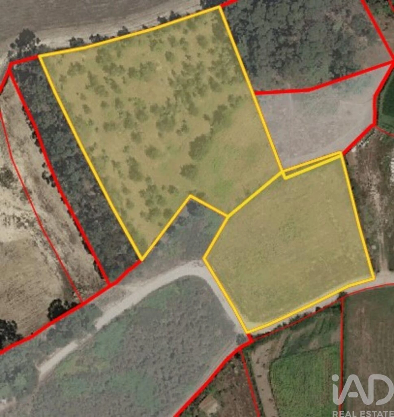 Terreno para Venda em Bustelo Foto 11