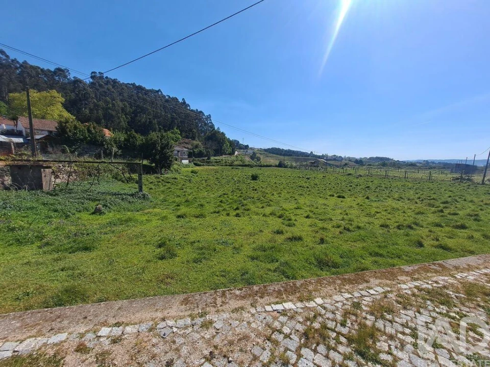 Terreno para Venda em Bustelo Foto 8