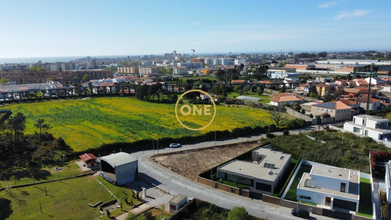 Terreno para Venda em Póvoa de Varzim, Beiriz e Argivai Foto 11