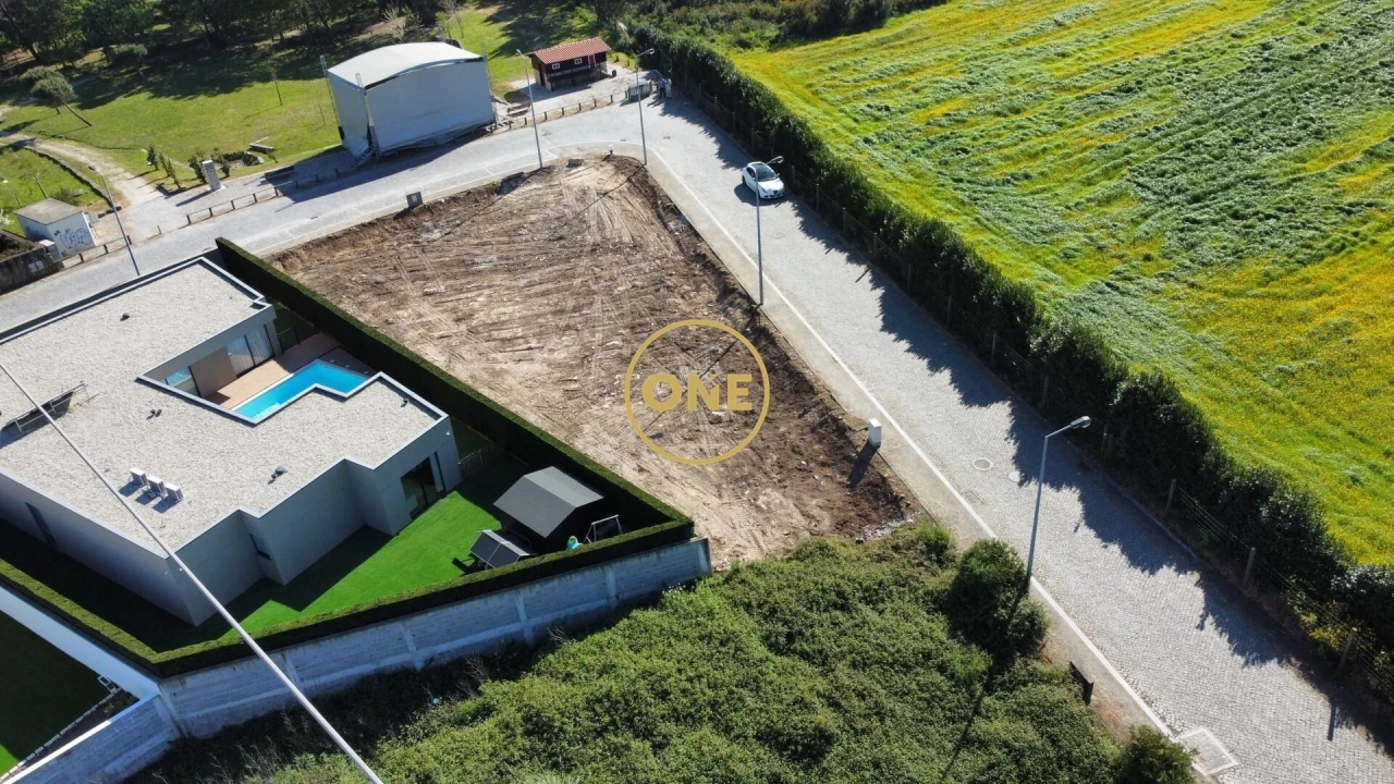 Terreno para Venda em Póvoa de Varzim, Beiriz e Argivai Foto 14