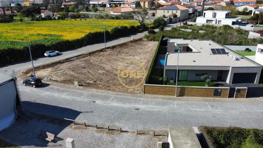 Terreno para Venda em Póvoa de Varzim, Beiriz e Argivai Foto 15