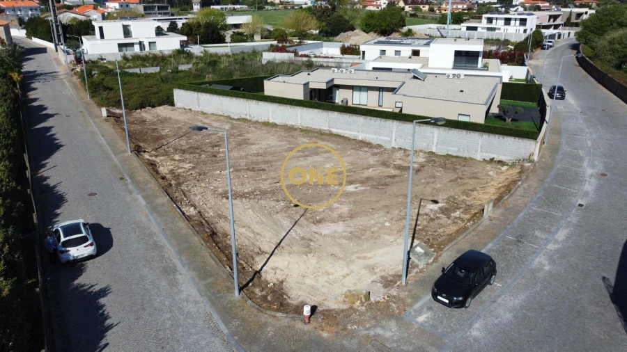 Terreno para Venda em Póvoa de Varzim, Beiriz e Argivai Foto 23