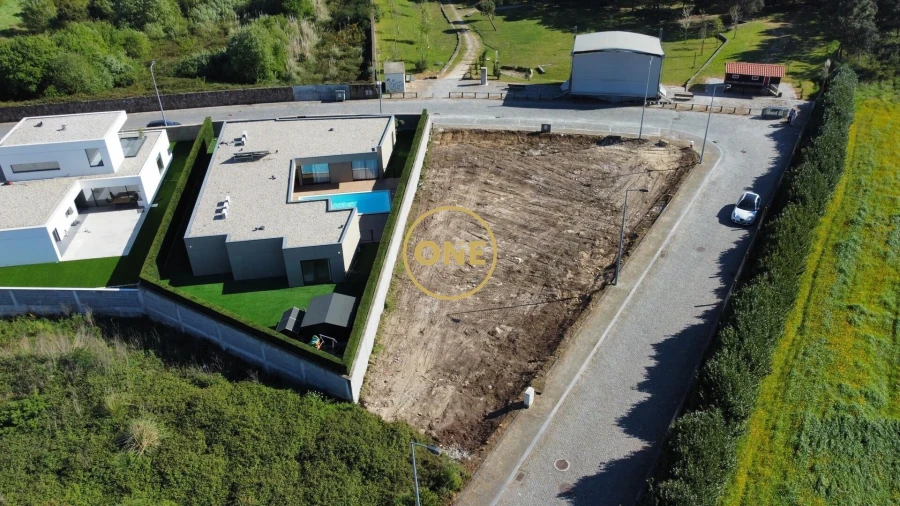 Terreno para Venda em Póvoa de Varzim, Beiriz e Argivai Foto 13