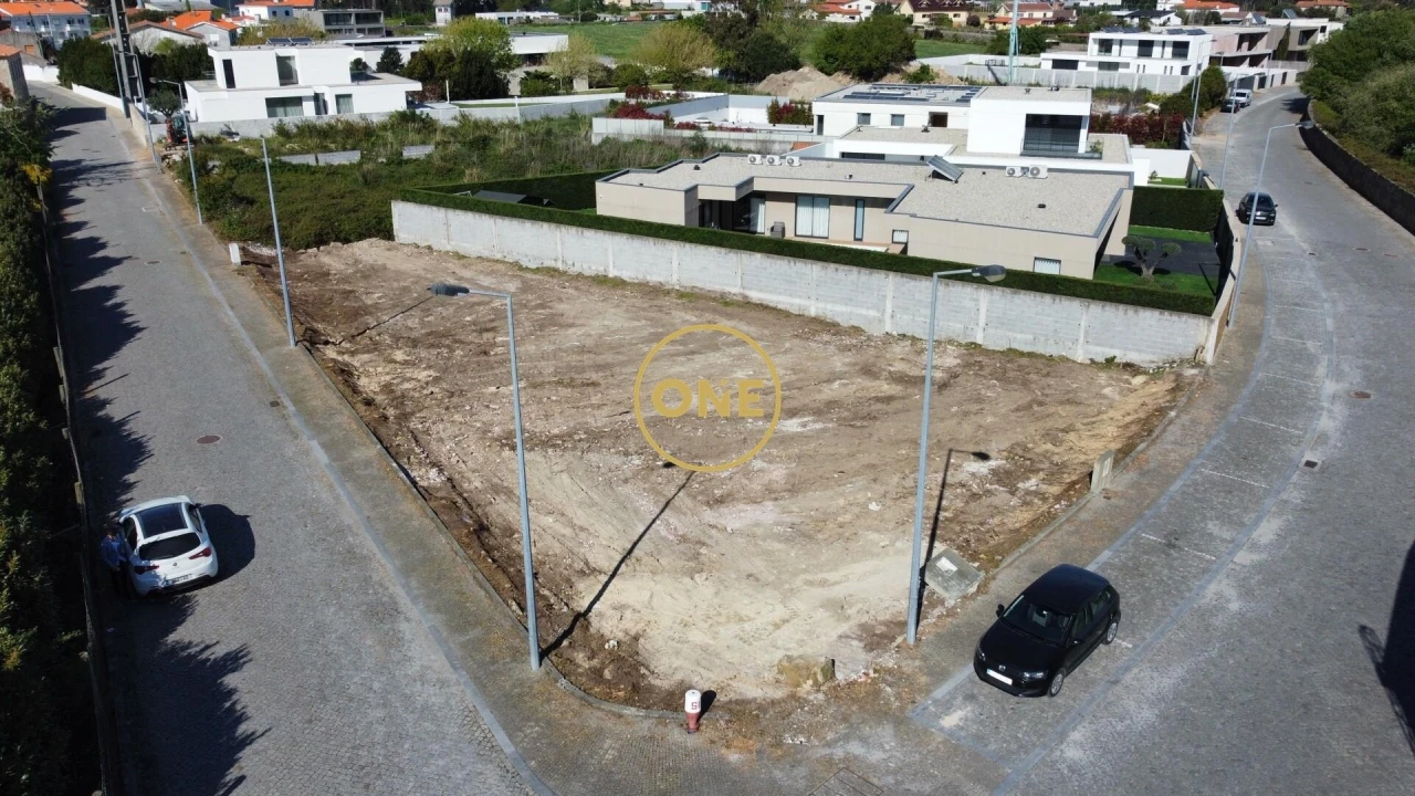 Terreno para Venda em Póvoa de Varzim, Beiriz e Argivai Foto 23