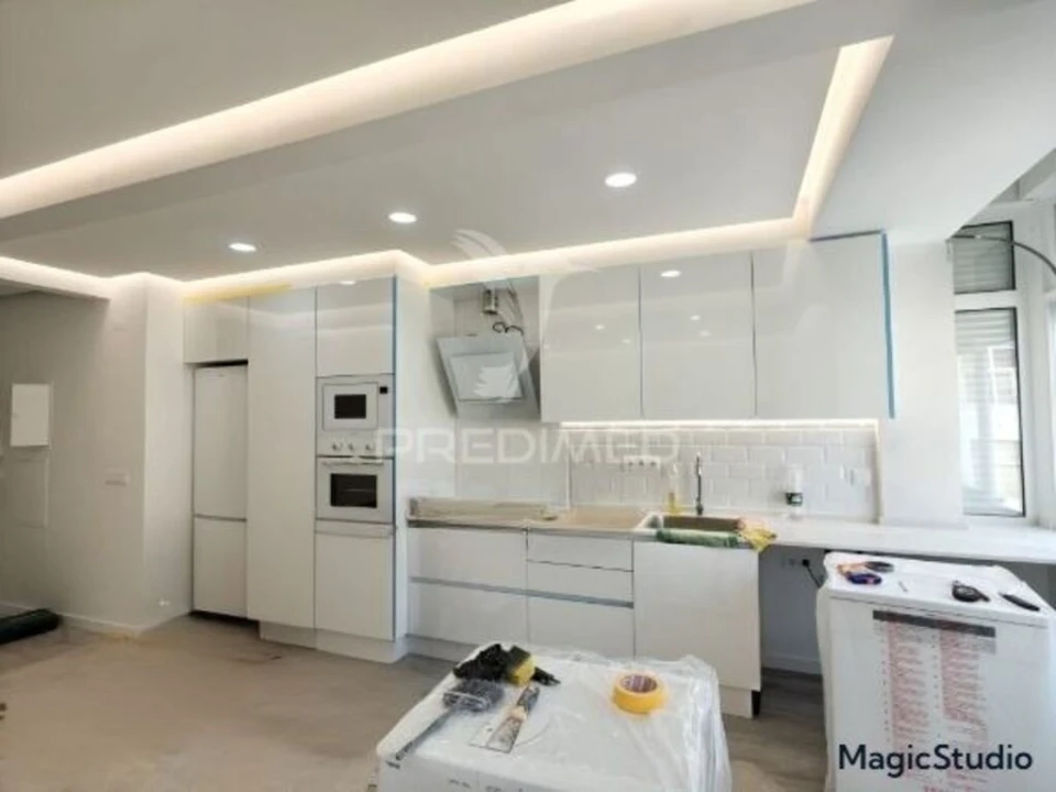 Apartamento T2 para Venda em Amora Foto 3
