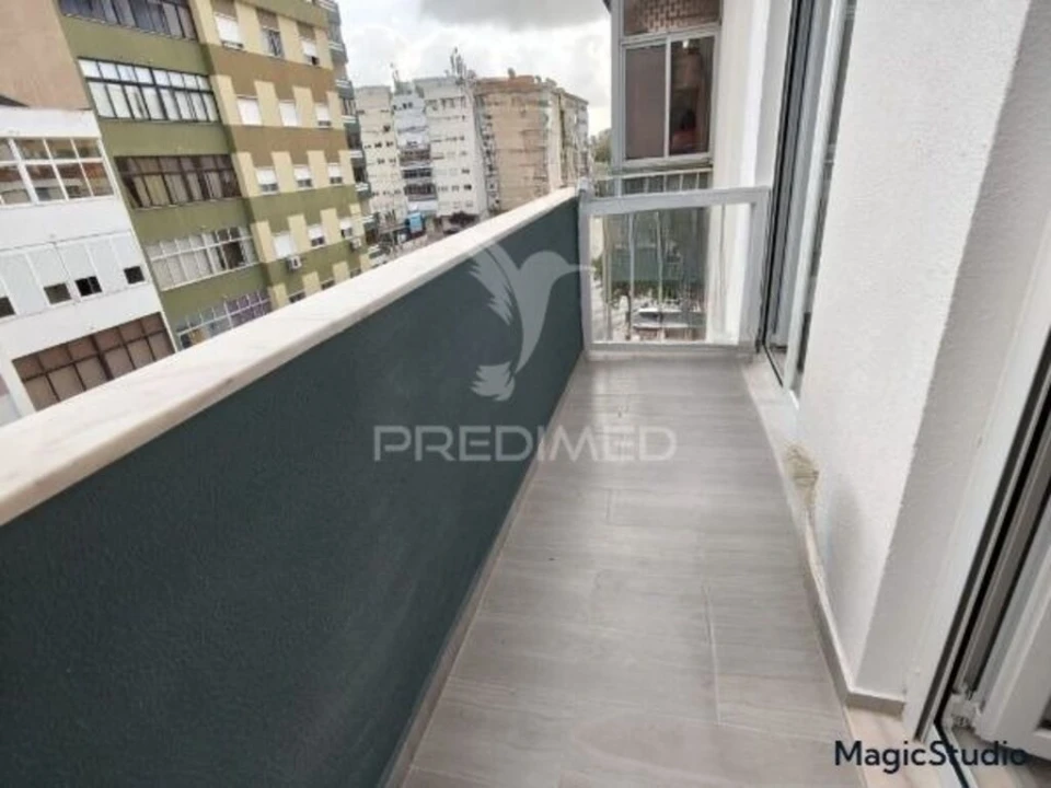 Apartamento T2 para Venda em Amora Foto 17