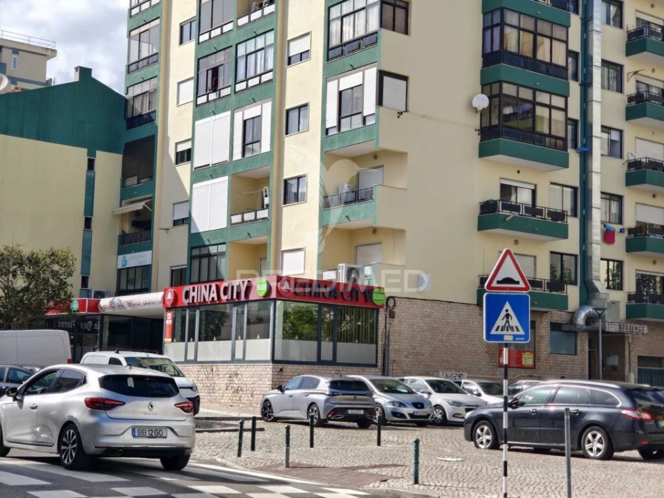 Apartamento T2 para Venda em Amora Foto 15