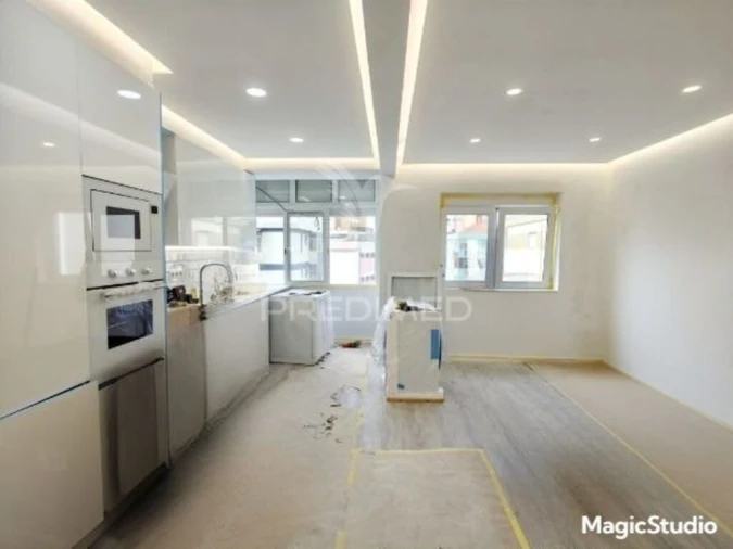 Apartamento T2 para Venda em Amora Foto 4
